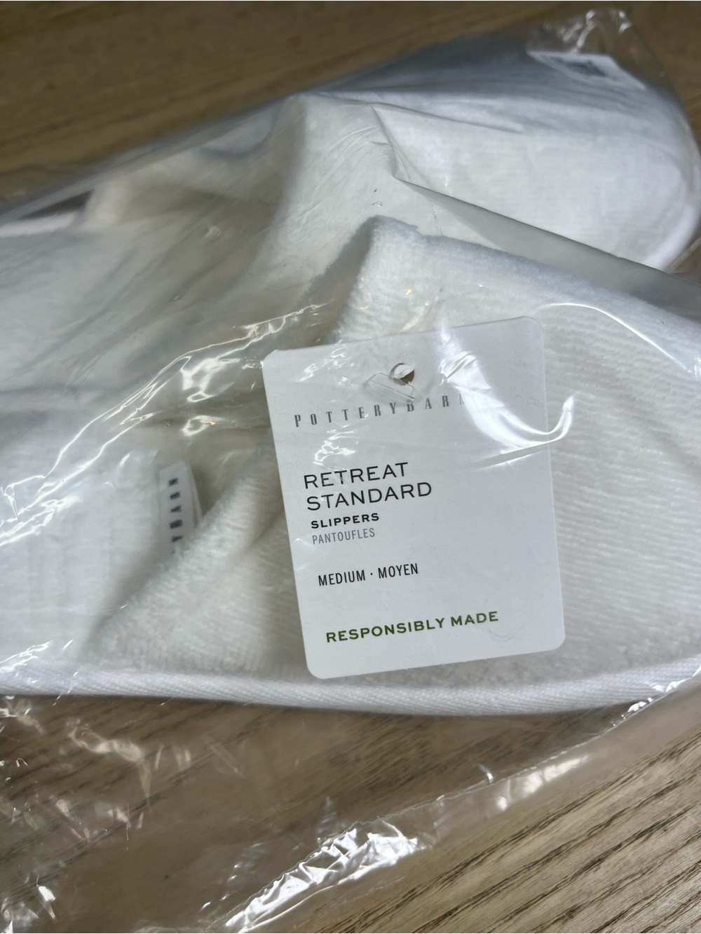 New! Pottery Barn Retreat Standard Slippers White Velour Size M Womens 8-9 - Picture 3 of 4